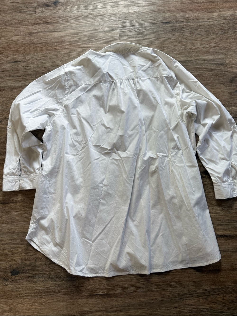 White Women’s Business attire shirt - Picture 2 of 3